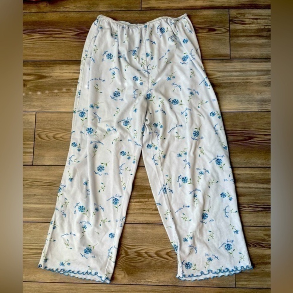 Blue Floral Spring Blooms Junior PJ Pants Size Large EUC Junior Pajama Pants